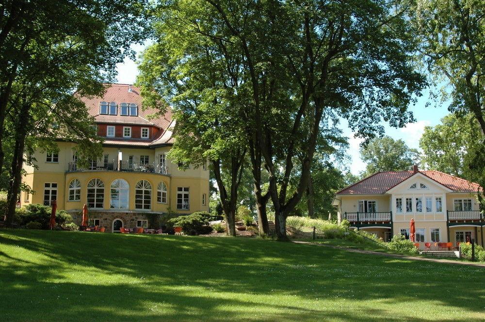 Landhaus Himmelpfort Am See เฟอร์สเตนแบร์ก-ฮาเฟล ภายนอก รูปภาพ