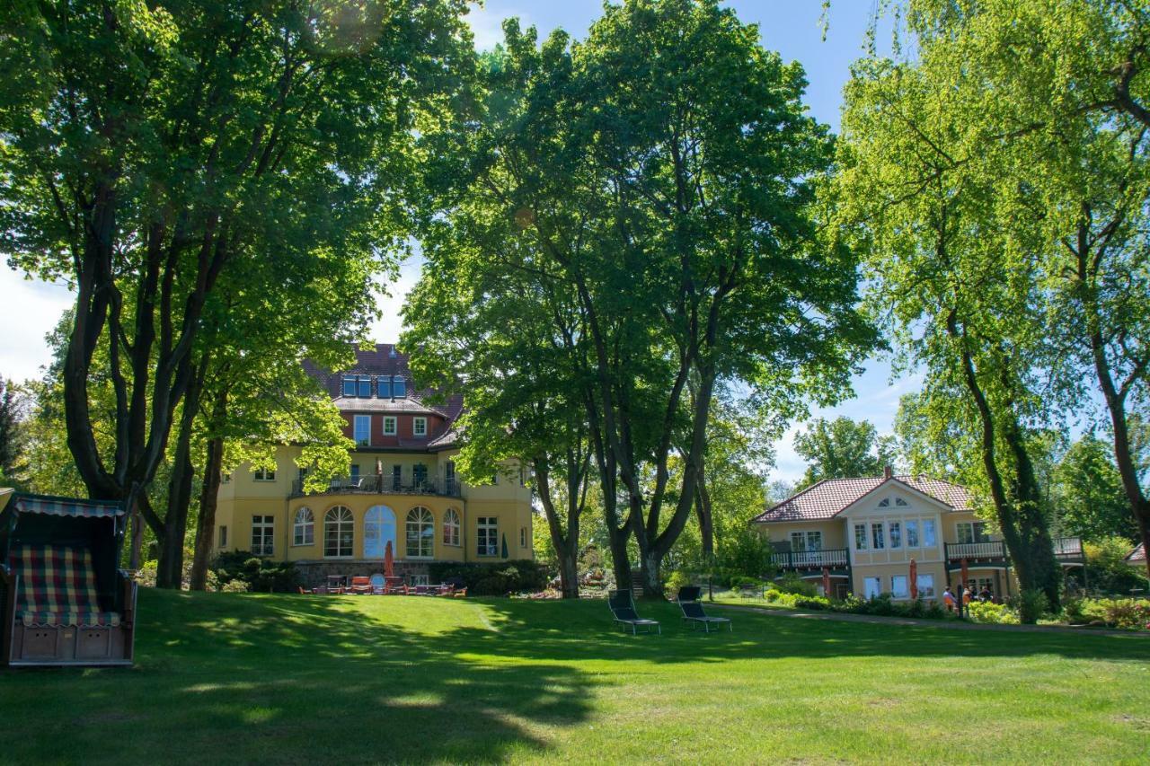 Landhaus Himmelpfort Am See เฟอร์สเตนแบร์ก-ฮาเฟล ภายนอก รูปภาพ